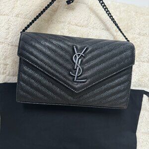Yves Saint Laurent Black shoulder bag